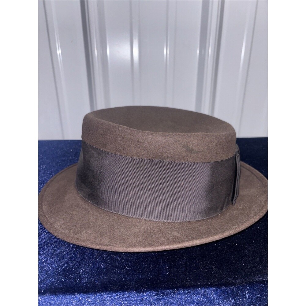 DOBBS vintage Brown Felt Hat * See Measurements